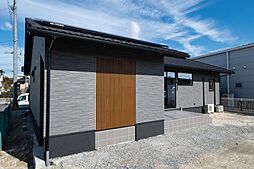 ハピネスホーム(株)坂井建設の施工事例「<佐賀市注文住宅:M様邸:木の香>35坪に8つの収納スペースがある平屋」の画像