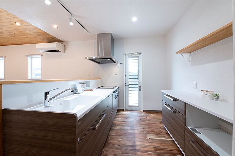 ハピネスホーム(株)坂井建設の公式画像_キッチン4