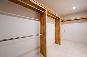 ハピネスホーム(株)坂井建設の施工事例「<佐賀市注文住宅:Y様:木の香>ファミリーロッカーですっきり生活感0な平屋」の画像5