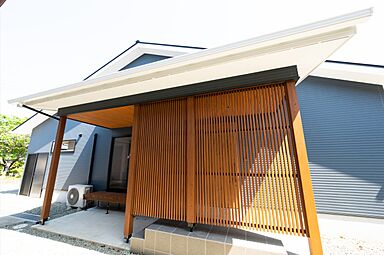 ハピネスホーム(株)坂井建設の施工事例「<佐賀市注文住宅:C様:木の香>平屋と二階建てのいいとこどり!半平屋の家」の画像10