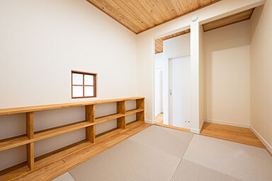 ハピネスホーム(株)坂井建設の施工事例「<神埼市注文住宅:M様:木の香>40代のお手本!これぞ夢のオーダーメイド住宅」の画像6