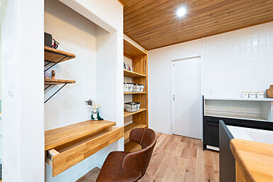 ハピネスホーム(株)坂井建設の施工事例「<佐賀市注文住宅:木の香:M様>心地よさがつづく平屋」の画像5