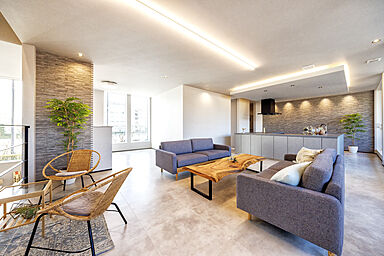 wonder HAUS大宮北ハウジングステージ店の施工事例「大型吹き抜けが特徴のホテルライクな邸宅」の画像2