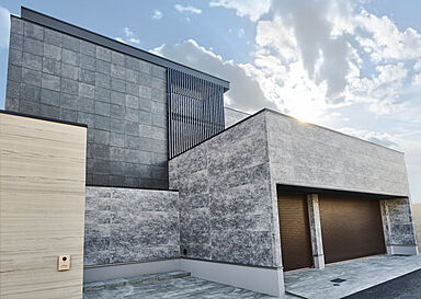 wonder HAUS 川越ハウジングギャラリー店の施工事例「約40帖のLDKがあるホテルライクな2世帯住宅」の画像