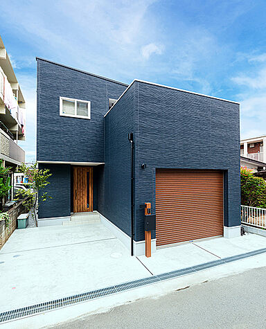 wonder HAUS 川越ハウジングギャラリー店の施工事例「広々インナーガレージ&バルコニー」の画像