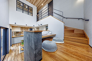 wonder HAUS 川越ハウジングギャラリー店の施工事例「QOLが上がる家事動線も遊び心も詰め込んだ住まい」の画像