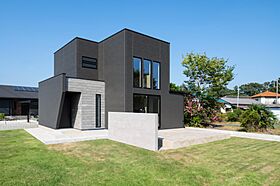 wonder HAUS 川越ハウジングギャラリー店の施工事例「海外テイストのホテルライクなお家」のメイン画像