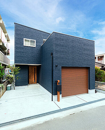 wonder HAUS 上尾ハウジングステージ店の施工事例「【車好きにはたまらない!趣味が楽しめるお家】」の画像