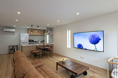 wonder HAUS 上尾ハウジングステージ店の施工事例「【車好きにはたまらない!趣味が楽しめるお家】」の画像5