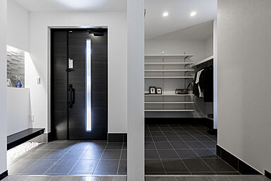IZUMI MUKU-NO-IEの施工事例「玄関⇒キッチン・水回りまで5秒でいける家」の画像10