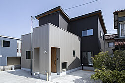 IZUMI MUKU-NO-IEの施工事例「1階に寝室がある家」の画像