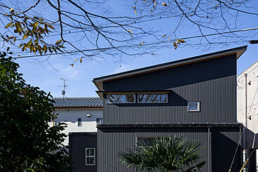 IZUMI MUKU-NO-IEの施工事例「真似したい!キッチンデザインがおしゃれな家」の画像