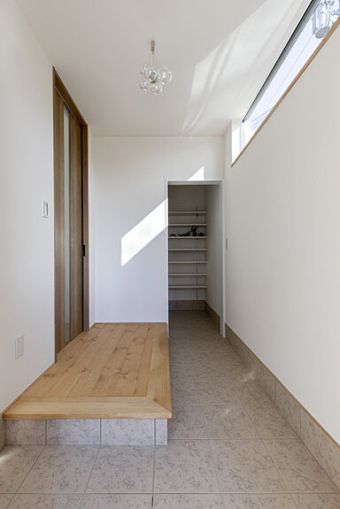 IZUMI MUKU-NO-IEの施工事例「真似したい!キッチンデザインがおしゃれな家」の画像4