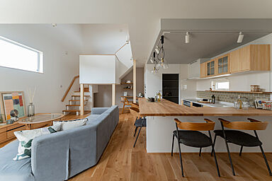 IZUMI MUKU-NO-IEの施工事例「ナチュラルでかわいい★カフェのような家」の画像