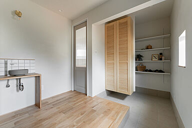 IZUMI MUKU-NO-IEの施工事例「ナチュラルでかわいい★カフェのような家」の画像3