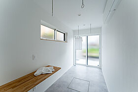 IZUMI MUKU-NO-IEの施工事例「完璧動線の「かっこいい平屋」」の画像6