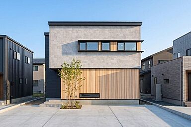 ヤマダコーポレーション株式会社 住宅事業部 グランハウスの施工事例「木目が薫るジャパンディの家」の画像9