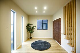 サンエルホームの施工事例「2階建て|4LDK|松山市|格子を通して光と影を楽しむ家」の画像1