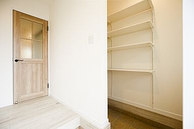 サンエルホームの施工事例「2階建て|4LDK|松山市|家族の笑顔が増える、暮らしやすい家」の画像4