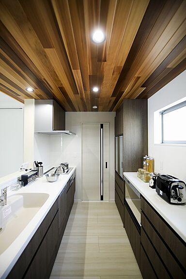 サンエルホームの施工事例「2階建て|4LDK|松山市|それぞれの時間を大切にした三世帯住宅の家」の画像5