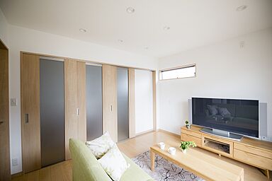 サンエルホームの施工事例「2階建て|5LDK|松山市|子供たちが明るくのびのび育つ家」の画像3