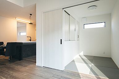 サンエルホームの施工事例「平屋|3LDK|西条市|家事ラク動線で暮らしを豊かにする家」の画像9