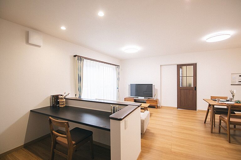 サンエルホームの公式画像_リビング5