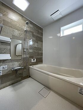 サンエルホームの施工事例「2階建て|3LDK|松山市|共働き夫婦が選んだ木の温もりあふれる家」の画像10