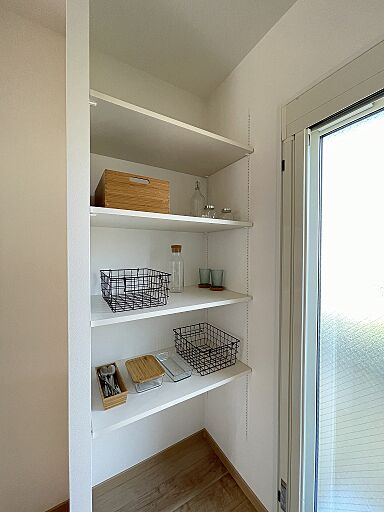 サンエルホームの施工事例「2階建て|3LDK|松山市|共働き夫婦が選んだ木の温もりあふれる家」の画像4