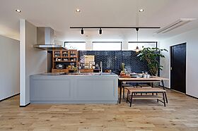 サンエルホームの施工事例「【愛媛初上陸!】niko and ... EDIT HOUSE」の画像2