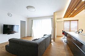 NEOデザインホームの施工事例「家事ラク動線を考えた、家族が集まる広々LDKの家」の画像2