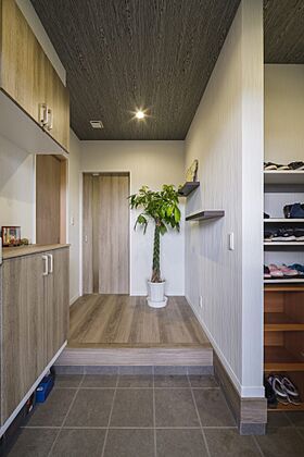 NEOデザインホームの施工事例「リビングに家族が集まる平屋の家」の画像9