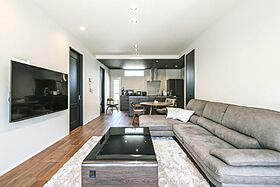 NEOデザインホームの施工事例「2軒目だから実現!シンプルで上質な平屋暮らし」の画像2