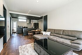 NEOデザインホームの施工事例「2軒目だから実現!シンプルで上質な平屋暮らし」の画像3