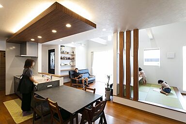 NEOデザインホームの施工事例「さんかく屋根の大きな吹き抜けがある平屋」の画像1