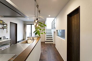 NEOデザインホームの施工事例「アクアリウムのある暮らし」の画像1