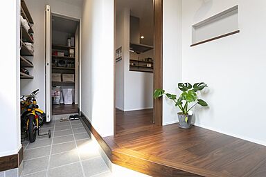 NEOデザインホームの施工事例「アクアリウムのある暮らし」の画像9