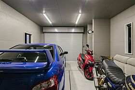 NEOデザインホームの施工事例「敷地21坪に建つ、3階建てビルトインガレージハウス」の画像2