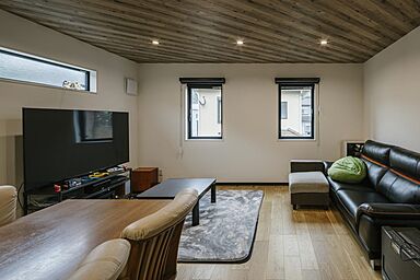 NEOデザインホームの施工事例「敷地21坪に建つ、3階建てビルトインガレージハウス」の画像6