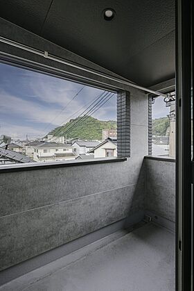 NEOデザインホームの施工事例「敷地21坪に建つ、3階建てビルトインガレージハウス」の画像8