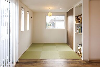 NEOデザインホームの施工事例「イニシャル&ランニングコストを重視した、シンプルで柔軟な家」の画像2