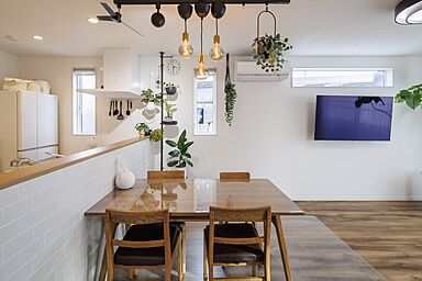 NEOデザインホームの施工事例「イニシャル&ランニングコストを重視した、シンプルで柔軟な家」の画像8