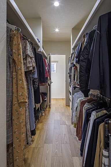 NEOデザインホームの施工事例「気兼ねなく仲間を呼べる「趣味」も「暮らし」も快適な平屋」の画像9