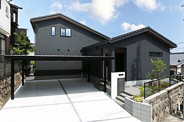 NEOデザインホームの施工事例「高台に建つ眺めの良い家」の画像