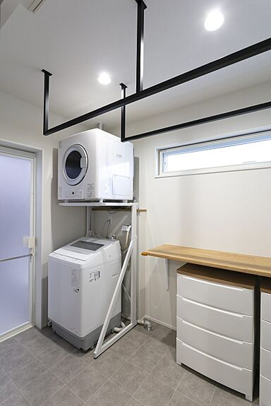 NEOデザインホームの施工事例「子育てをのびのびと。成長を愉しむ平屋の暮らし。」の画像6