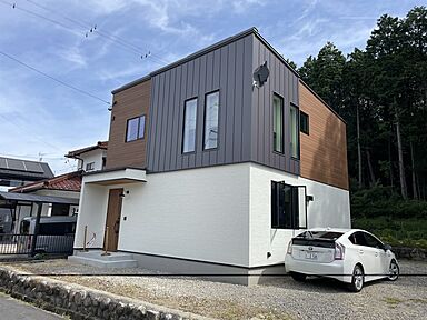 高木建設株式会社の施工事例「中津川市 吹抜けのあるこだわり住宅」の画像