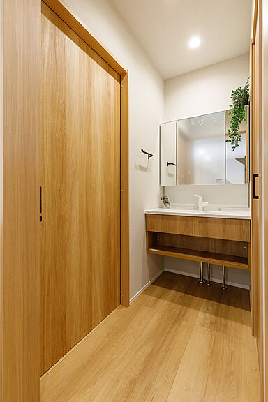 アトリエツバキ 一級建築士事務所の施工事例「29坪*2階建|空間を無駄にしない間取り 開放LDKと、広々庭付きの家」の画像3