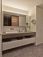 ホテルライクスタイルの洗面所 RIPARO(リパーロ)株式会社リブライフの事例画像