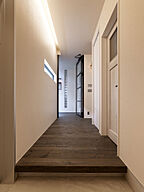 カフェスタイルの玄関 RIPARO(リパーロ)株式会社リブライフの事例画像