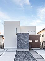 シンプルモダンスタイルの外観 ONEST HOME有限会社後藤建設の事例画像